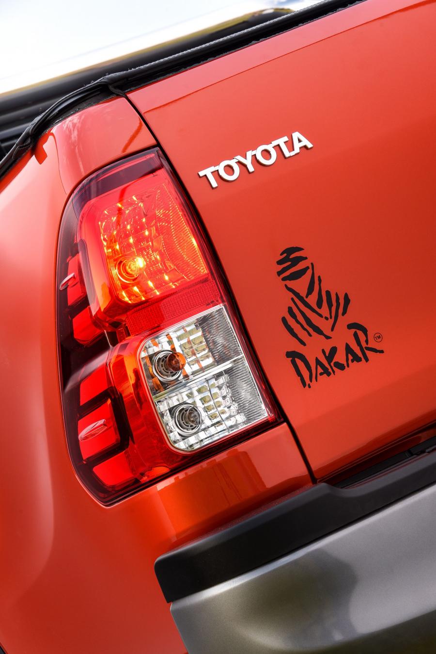 Детали экстерьера Toyota Hilux Dakar Double Cab 2018 года  (ZA) (фото 10 из 40)